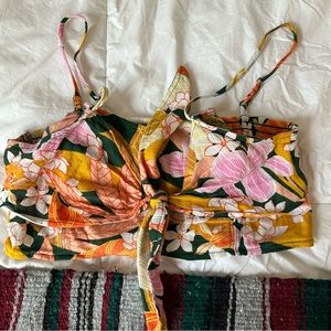 Aerie tie tank top, spaghetti strap, size M